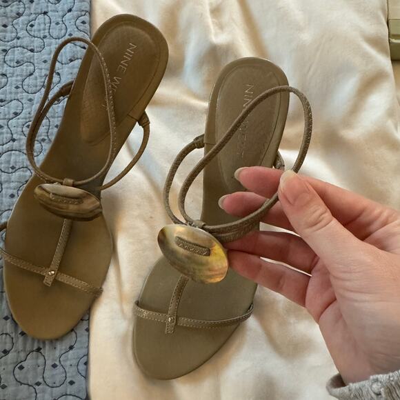 NINE WEST Tan Strappy Embellished Heel With Ankle Strap Size 8 Casual comfort - Picture 3 of 6